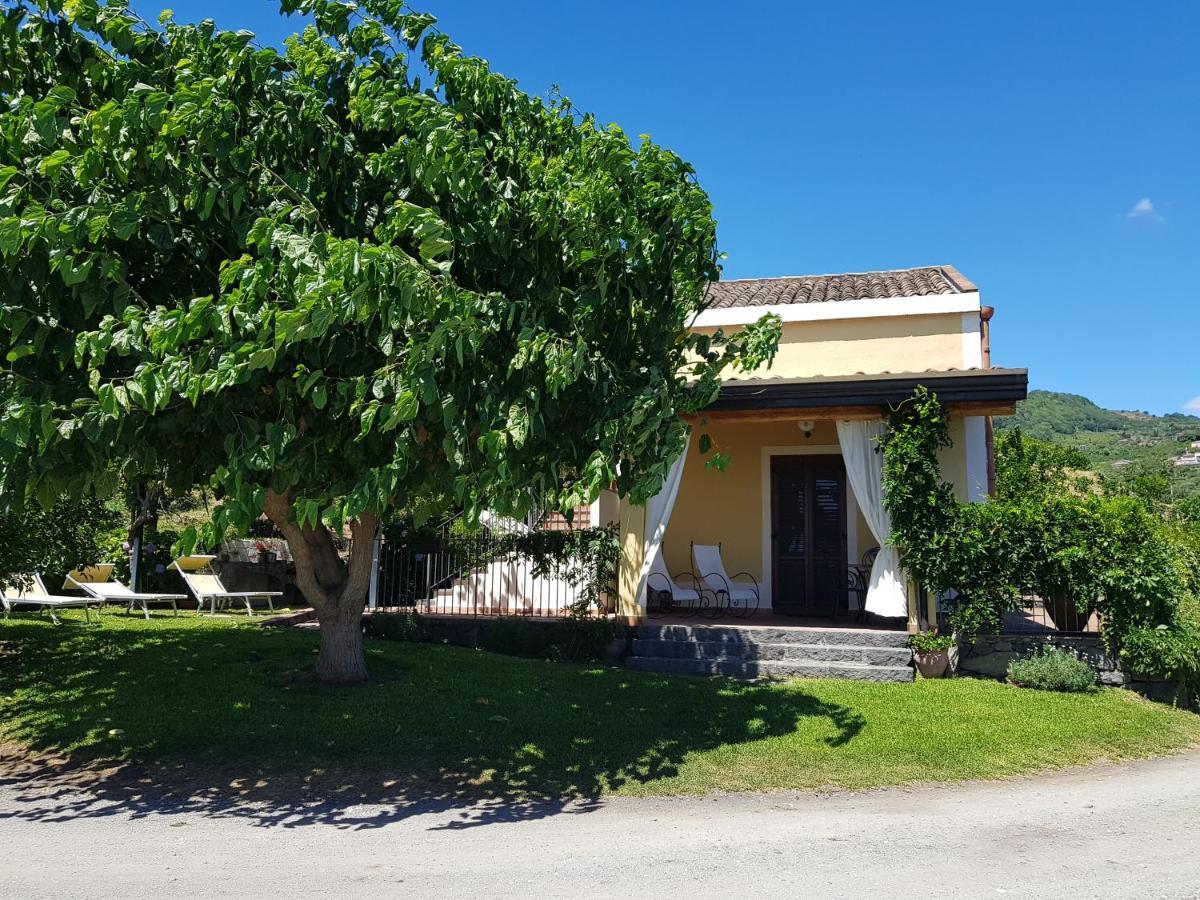 Agriturismo Le Case Di Civi Mascali Exterior photo