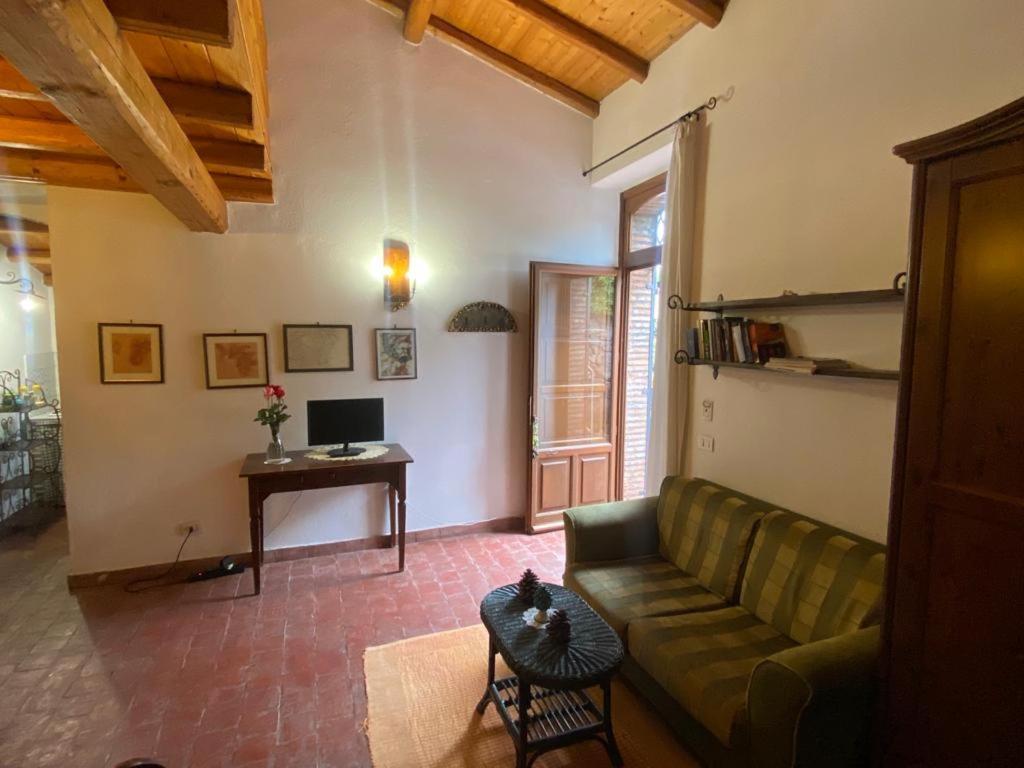 Agriturismo Le Case Di Civi Mascali Room photo